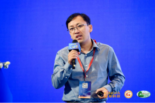 國家發(fā)改委宏觀經(jīng)濟研究院體改所副處長、副研究員 張德元