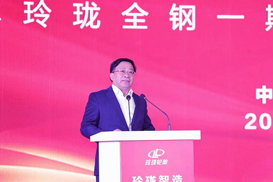吉林省委副書記、省長(zhǎng)韓俊致辭。