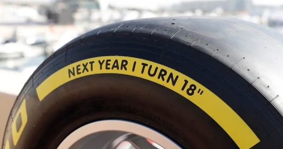 2022年F1大獎(jiǎng)賽13英寸輪胎退出歷史舞臺