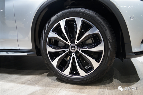 225/55R18這個尺寸原配的新車車型最多 225/55R18這個尺寸原配的新車車型最多