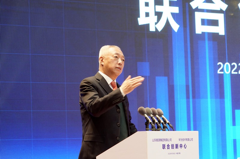 凌文 凌文