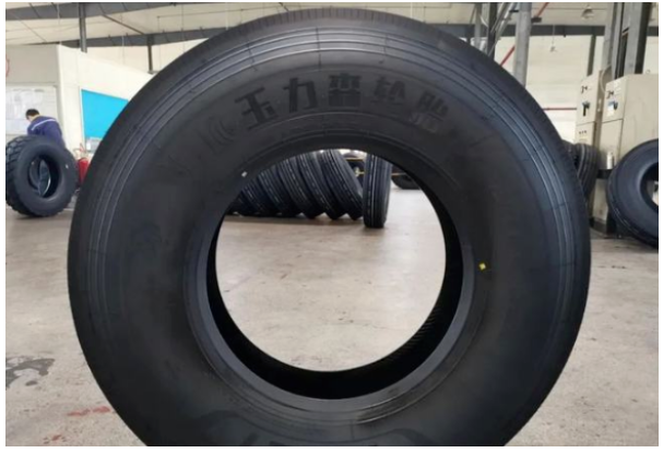 500強企業(yè)進軍輪胎產(chǎn)業(yè) 第一批定制化輪胎青島下線 500強企業(yè)進軍輪胎產(chǎn)業(yè) 第一批定制化輪胎青島下線