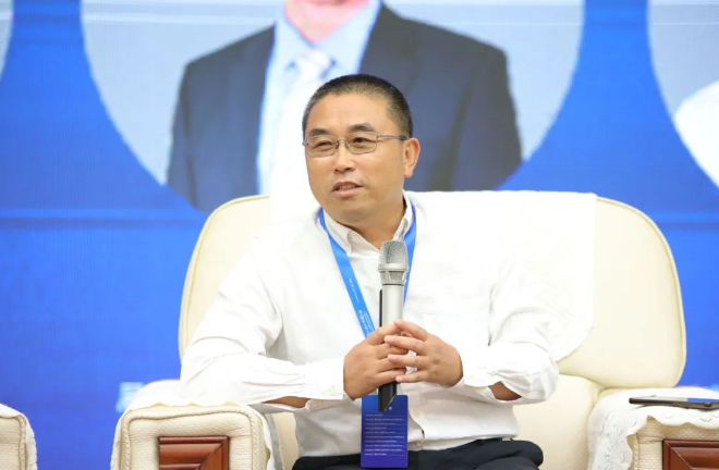 廣東省涂料行業(yè)協(xié)會會長、展辰新材料集團股份有限公司董事長陳冰