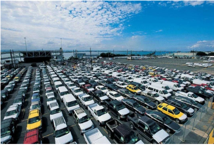 　在乘用車市場(chǎng)帶動(dòng)下，輪胎配套市場(chǎng)也注定迎來(lái)了增長(zhǎng)
