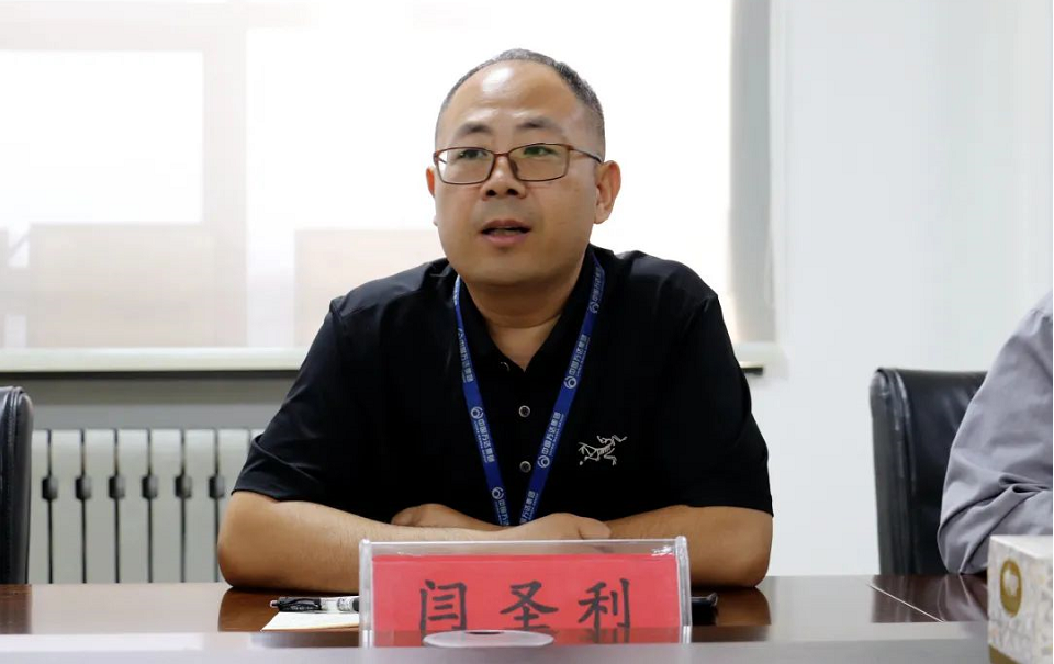 萬達(dá)集團(tuán)總裁辦供應(yīng)鏈管理部總監(jiān)閆圣利在講話中指出，精益化管理不僅是思維和習(xí)慣的改變，更是要實現(xiàn)體系化、制度化、規(guī)范化，并成為我們行動的準(zhǔn)則。