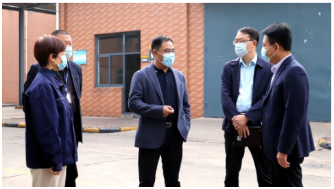西牧山書記指出，安全生產是企業(yè)的生命線