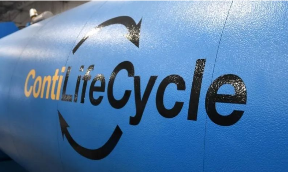 　大陸集團(tuán)于2011年在美洲推出了其Co<i></i>ntiLife Cycle翻新業(yè)務(wù)。德國大陸得到CLC許可的輪胎翻新網(wǎng)絡(luò)在美國有21家，其中6家由該公司BestDrive部門運(yùn)營，另有18家輪胎翻新在加拿大。
