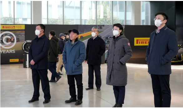 山東省副省長到輪胎企業(yè)考察 對未來發(fā)展指明方向 山東省副省長到輪胎企業(yè)考察 對未來發(fā)展指明方向
