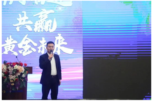 銷售中心中國戰(zhàn)區(qū)PCR魯豫區(qū)總經(jīng)理、集團辦公室主任孫華北講話