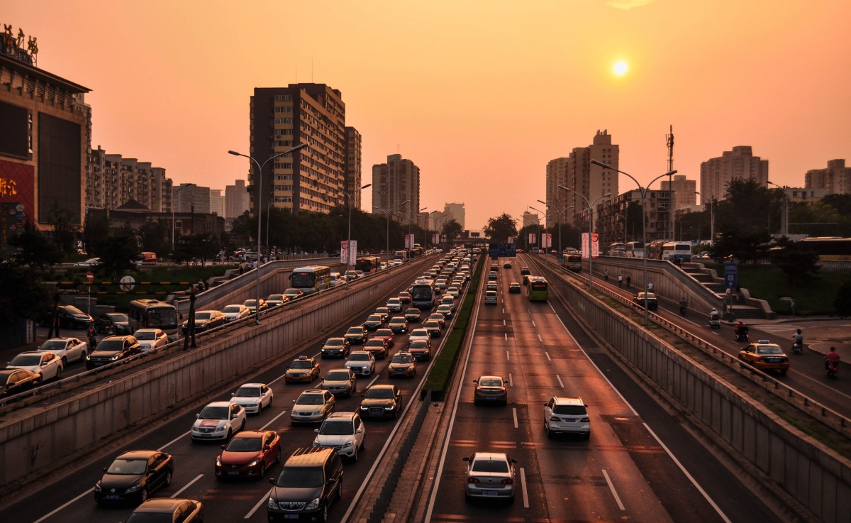 2022年2月中國(guó)市場(chǎng)汽車產(chǎn)銷環(huán)比、同比均呈明顯增長(zhǎng)