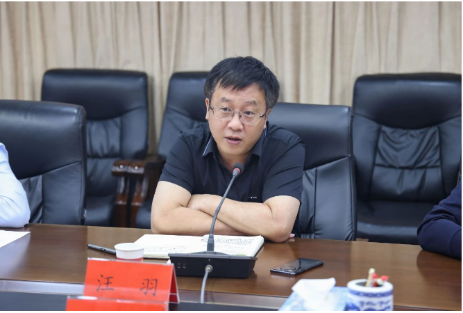 汪羽在講話中代表黑貓集團衷心感謝樂平市委、市政府對黑貓集團項目的重視和關(guān)懷，并表示將全力推動項目建設(shè)，努力將樂平項目打造成行業(yè)標桿，為樂平市的經(jīng)濟社會高質(zhì)量發(fā)展貢獻黑貓力量。