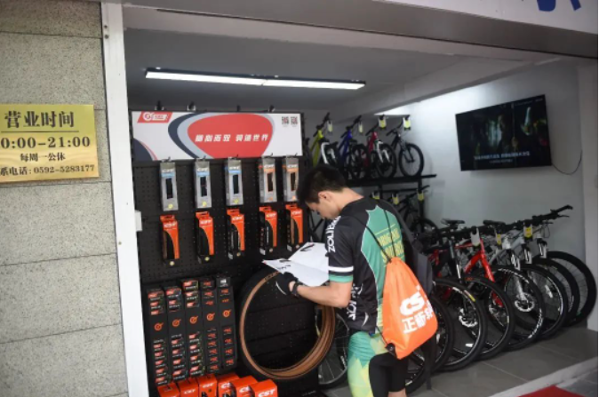 隨后，廈門速博自行車俱樂部與正新自行車胎福建省代理商簽約，達成合作協(xié)議。