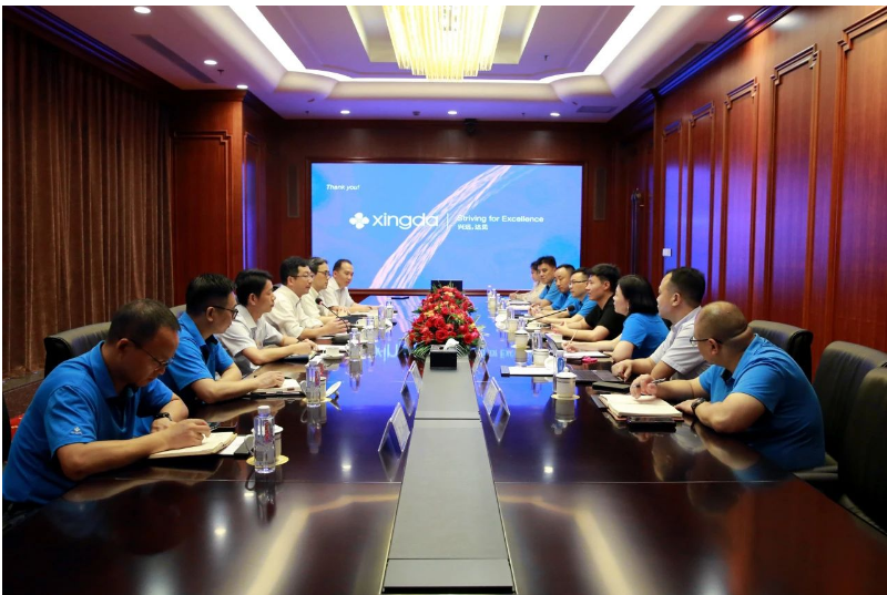雙方合作的深化不僅體現(xiàn)了業(yè)務(wù)上的共贏，更凝聚了彼此間的情感紐帶。展望未來(lái)，興達(dá)和東海合肥將以更加緊密的合作，共同推動(dòng)產(chǎn)業(yè)的繁榮發(fā)展，共享成功的果實(shí)。