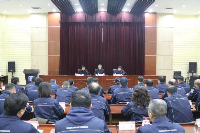 在會(huì)議中，經(jīng)集團(tuán)公司黨委研究決定，張航偉同志任西北橡膠公司黨委書記，為西北橡膠公司、延長橡膠公司、延長橡膠(泰國)有限公司的董事長，并出任凱迪西北橡膠有限公司的執(zhí)行董事。