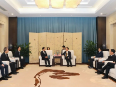 常熟市委書記虞偉與住友橡膠社長共話發(fā)展