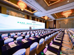 徐文英 ：2025年中國(guó)橡膠行業(yè)的機(jī)遇與挑戰(zhàn)